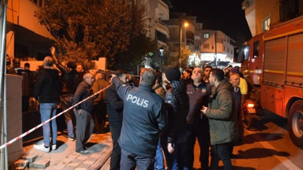 Manisada 2 apartman tahliye edildi