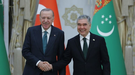 Cumhurbaşkanı Erdoğan Türkmenistana geldi
