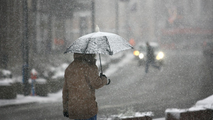 Meteorolojiden hava durumu uyarısı: Kar ve sağanak yağış etkili olacak Ankara için saat verildi