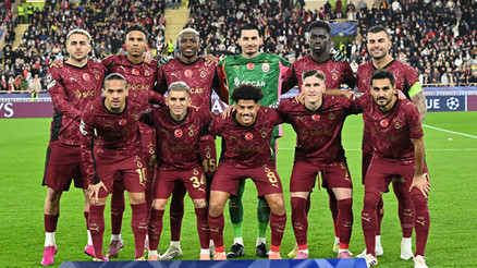 Galatasarayın Antalyaspor maçı kamp kadrosu açıklandı