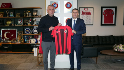 Gençlerbirliği Başkanı Arda Çakmaktan Hacıosmanoğluna ziyaret