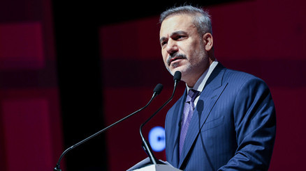 Dışişleri Bakanı Hakan Fidandan SDGye: Silahla yoluna devam edersen silahla karşılık bulursun