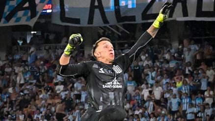 Arjantin, şampiyonluğu getiren Muslerayı konuşuyor Galatasaray, tebrik mesajı yayınladı