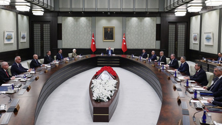 Cumhurbaşkanlığı Kabinesi toplandı İşte masadaki başlıklar