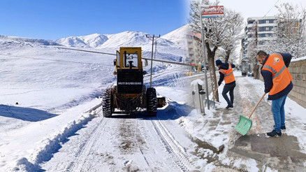 Yoğun kar yağışı etkili oldu: Ekiplerin çalışması başladı | Hava sıcaklığı eksi 16 dereceyi gördü: Kar kalınlığı 1 metreyi aştı Yoğun kar yağışı etkili oldu: Ekiplerin çalışması başladı | Hava sıcaklığı eksi 16 dereceyi gördü: Kar kalınlığı 1 metreyi aştı