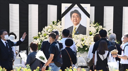 Eski Japonya liderini öldüren zanlı için müebbet talebi