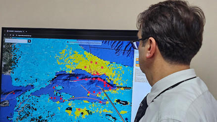 Çınarcık fayı incelendi: Marmara Denizi kıyısındaki 2 bölgeyi işaret etti ve açıkladı Çınarcık fayı incelendi: Marmara Denizi kıyısındaki 2 bölgeyi işaret etti ve açıkladı