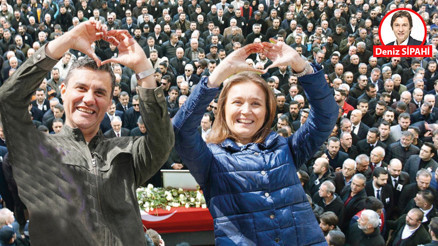 Parti rozetleri bu acının önünde anlamını yitirdi