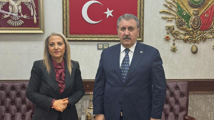 Destici’ye üniversite daveti