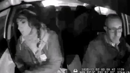 Taksiden 15 bin TL çalan şüpheli tutuklandı, hırsızlık anı kameraya böyle yansıdı