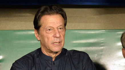 Eski Pakistan Başbakanı İmran Han ile eşine hapis cezası