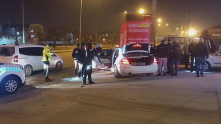 Kırıkkalede iki grup arasındaki kavgada silahlar konuştu 3 yaralı