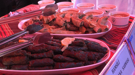 Rizede Hamsi Festivalinin gözdesi ‘Hamsili su böreği ve hamsili döner oldu