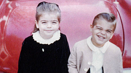 Ne güzel çocukluk anıları biriktirmişlerdi... Ünlü oyuncunun kardeş acısı: O benim kahramanımdı