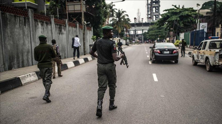 Otobüse silahlı saldırı: Yolcular kaçırıldı