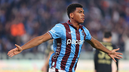 Felipe Augusto tarihin en iyi 11ini oluşturdu: Belki çok gol yer ama çok gol atar