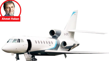 Bu sefer pipo içen biri sadece pipo içen biri değil gibi