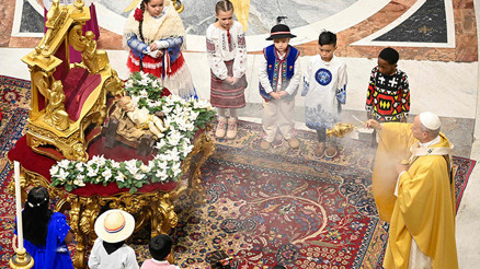 Papa Leo, Vatikanda ilk kez Noel ayini yönetti