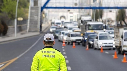 Ankarada bazı yollar iki gün trafiğe kapatılacak