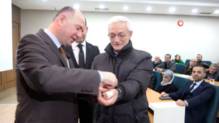 Yaşlı nüfusu yüksek olan Giresunda yaşlılara yönelik akıllı bileklik uygulaması başladı