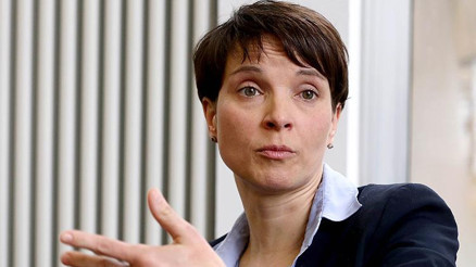 Petry de parti kuracak