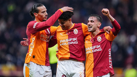 İlk yarıların kralı Galatasaray
