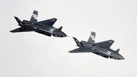 Kızılelma’dan kol uçuşu