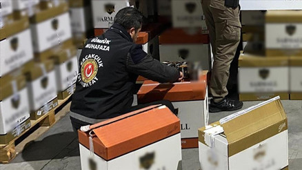 Gümrüklerde 1 milyarlık uyuşturucu ele geçirildi