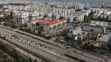 Milyarlarca dolarlık arazinin davasında hakimleri HSKya şikayet etmişler