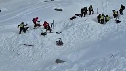 Kayak merkezinde çığ faciası: 3 ölü