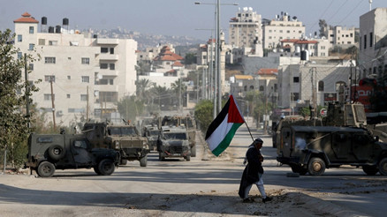 İsrail askerlerinden Batı Şeriaya baskın: 28 Filistinli gözaltında