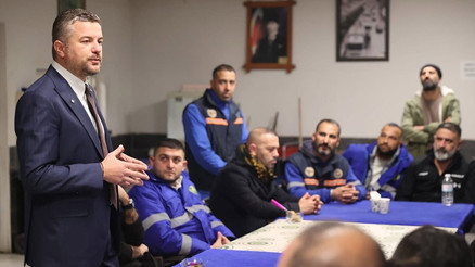 İşçilerin maaş eylemi sırasında tatile gitmesi eleştirilen Buca Belediye Başkanı Dumandan açıklama