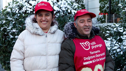 Milli Piyango yılbaşı çekilişinde 266 milyon liranın isabet ettiği bileti satan gezici bayi konuştu