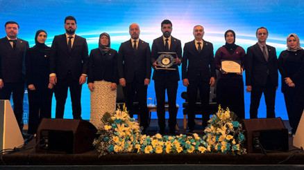 UID İngiltere’ye ödül