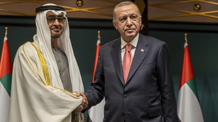 Cumhurbaşkanı Erdoğan, BAE Devlet Başkanı ile telefonda görüştü