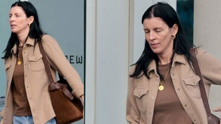 Nasıl aldatıldığını bütün dünya görmüştü... Yeni kocası hem yaşlı hem kısa boylu ama huzuru onda buldu... Şimdi tek derdi eve taze sebze ve meyve almak