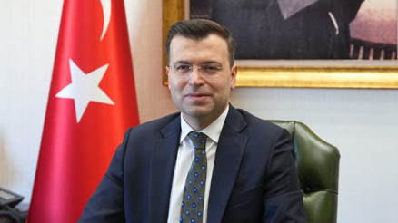 Nedim Akmeşe kimdir, nereli, kaç yaşında Yeni Niğde Valisi Nedim Akmeşenin biyografi bilgileri