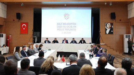 Şile Belediyesi meclis toplantısında tartışma çıktı Üyelere rüşvet verildi iddiası...