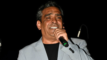 Şarkıcı Ege: Yansın Dünyanın 20’den fazla aranjesi var