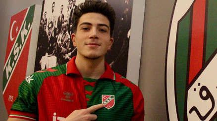 Karşıyakaya Cenk Ahmetten transfer yasağı