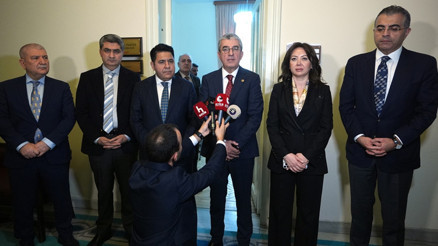 CHP, Mecliste muhalefet partilerini ziyaret etti