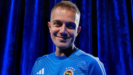 Fenerbahçe, Mert Günok transferini resmen açıkladı