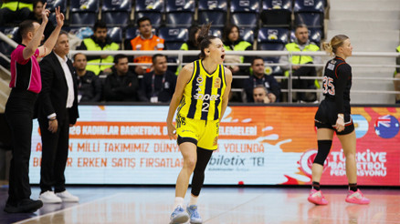 Fenerbahçe Opet finale yükseldi