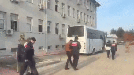 34 ilde FETÖ operasyonu: 43 şüpheli tutuklandı