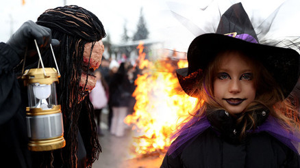 Soğuk kış gecelerinde yapılıyor: Kuşaktan kuşağa aktarılıyor Beldemizde bugün sokaklar dolacak Soğuk kış gecelerinde yapılıyor: Kuşaktan kuşağa aktarılıyor Beldemizde bugün sokaklar dolacak