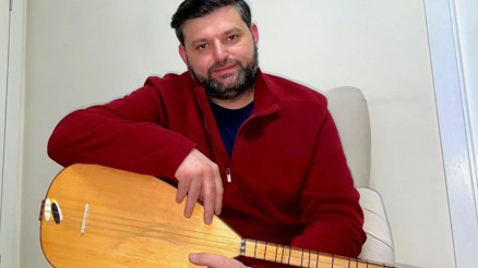 Karacaoğlan’a modern yorum