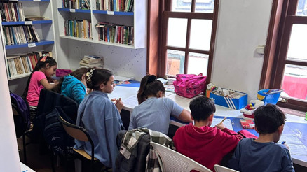 Çocuklar gülümserse dünya değişir