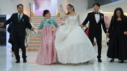 Akrabalar ilk başta sıcak bakmamıştı | 8 bin kilometre öteden gelen aşk: Müslüman oldu, adını değiştirdi