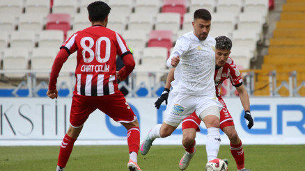 Erzurumspor FK, Sivasta 2 golle kazandı