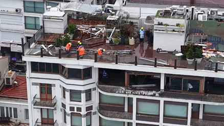 Bebek Otelin kaçak eklentileri yıkıldı